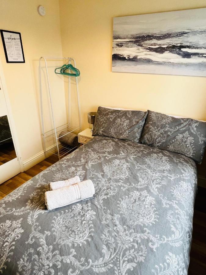 Reading West Homestay エクステリア 写真