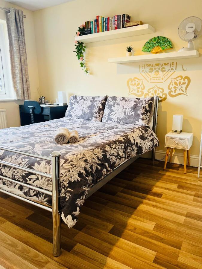 Reading West Homestay エクステリア 写真